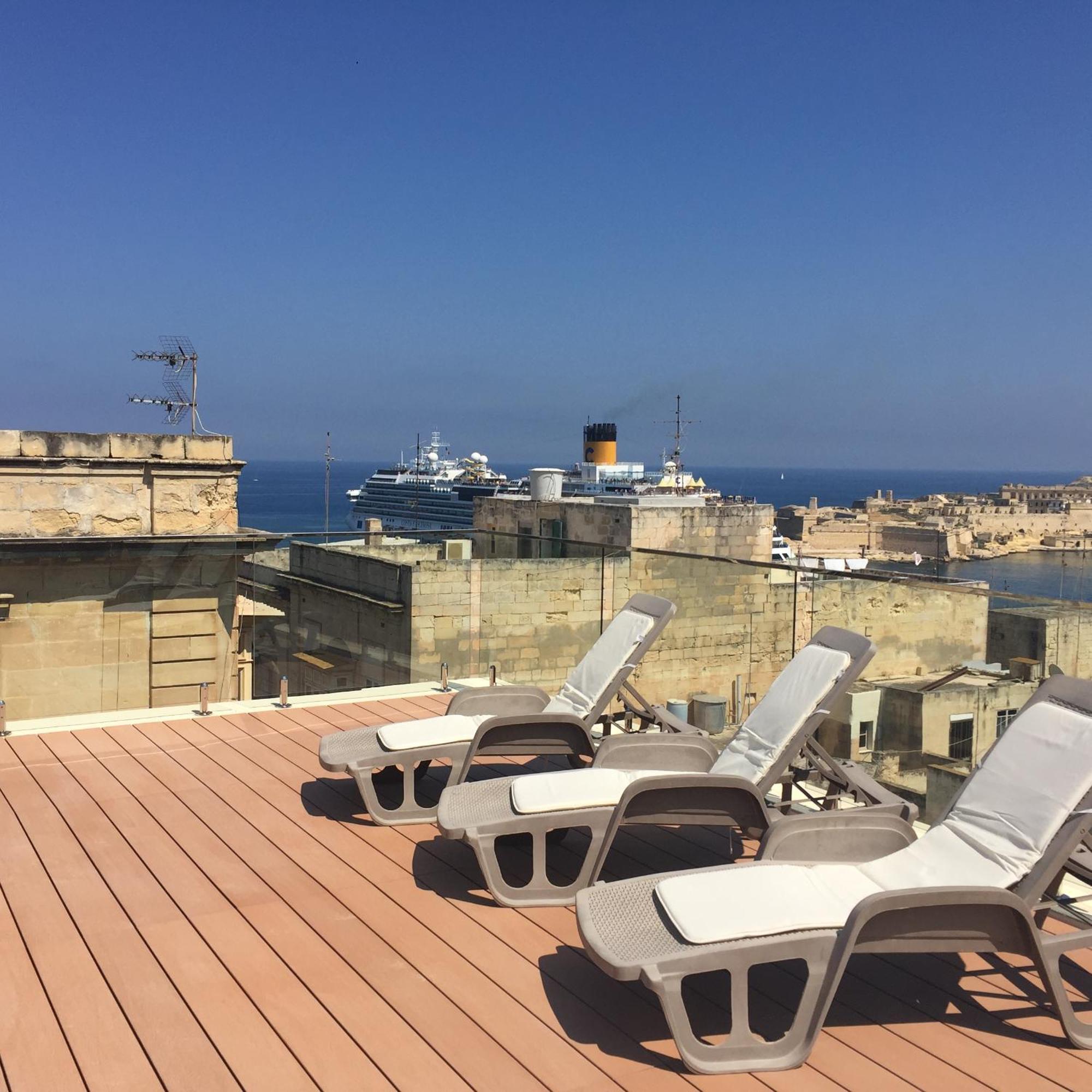 Valletta Luxe 3-Bedroom Duplex Penthouse With Sea View Terrace And Jacuzzi Экстерьер фото