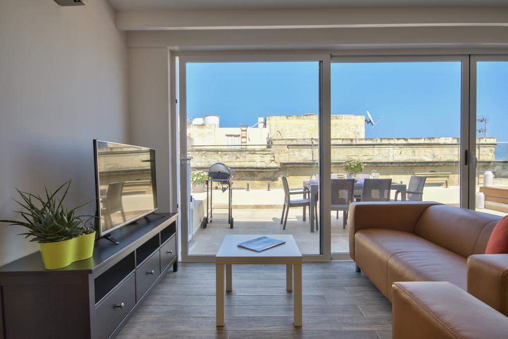 Valletta Luxe 3-Bedroom Duplex Penthouse With Sea View Terrace And Jacuzzi Экстерьер фото